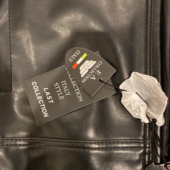 E A collection leather jacket - Picture 2 of 7